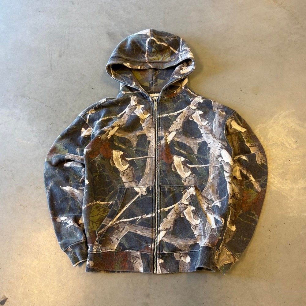 Vintage Y2K no boundaries oversized zip up camo hoodie